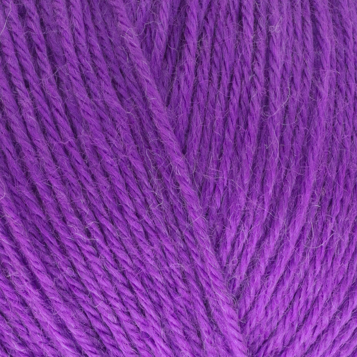 Happy Wool 8015 - Violet yarn — Estako Yarns