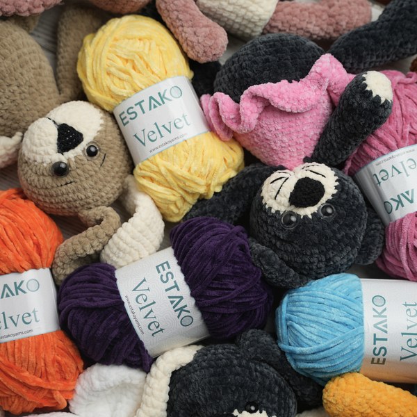 Estako Velvet chenille amigurumi animals arranged with colourful Velvet skeins.
