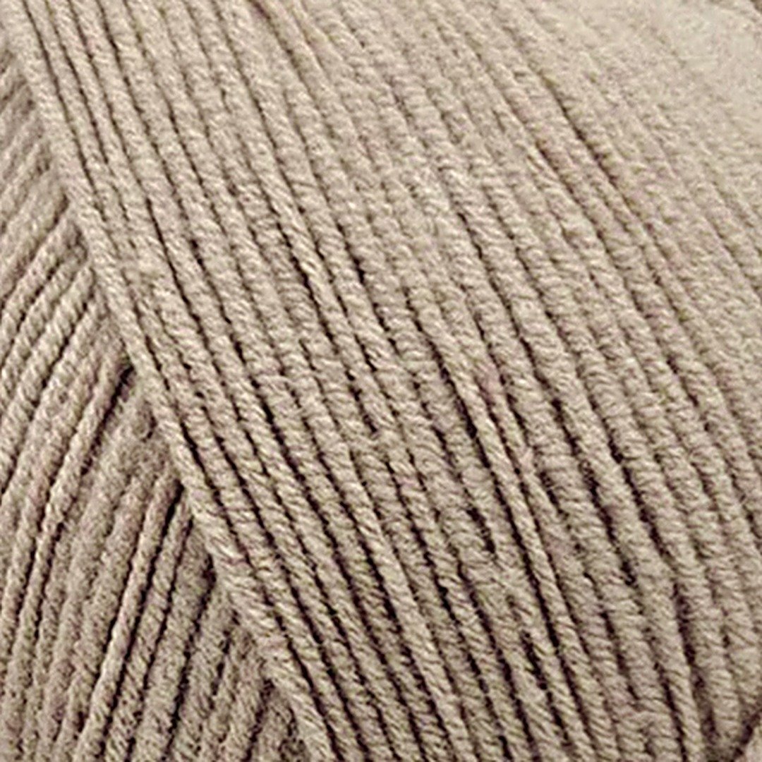 Cotton Life 7016 - Beige yarn close up | Estako Yarns