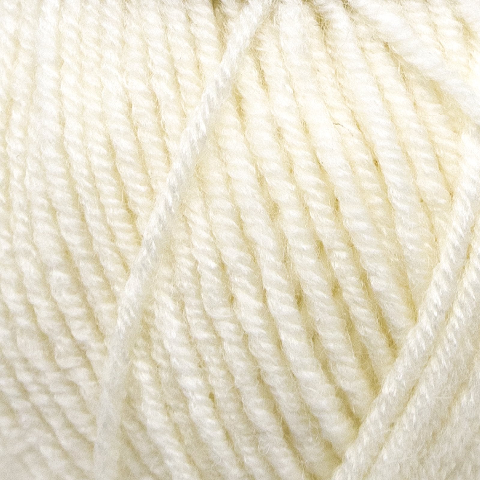 Star-DK 30169 - Off White yarn close up | Estako Yarns