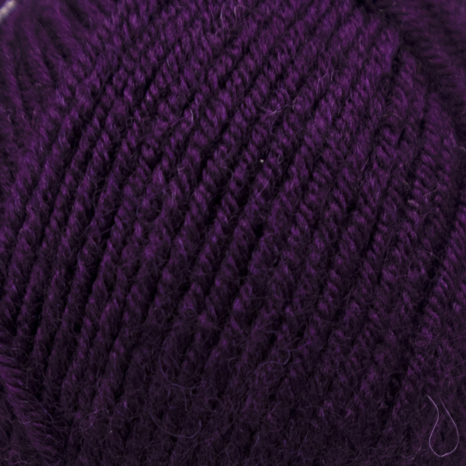 Star-DK 36001 - Dark Purple yarn close up | Estako Yarns